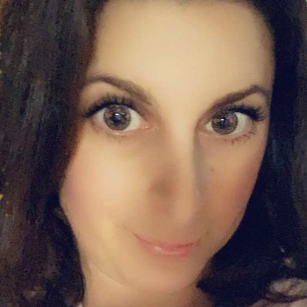 Meet your Posher, Arielle